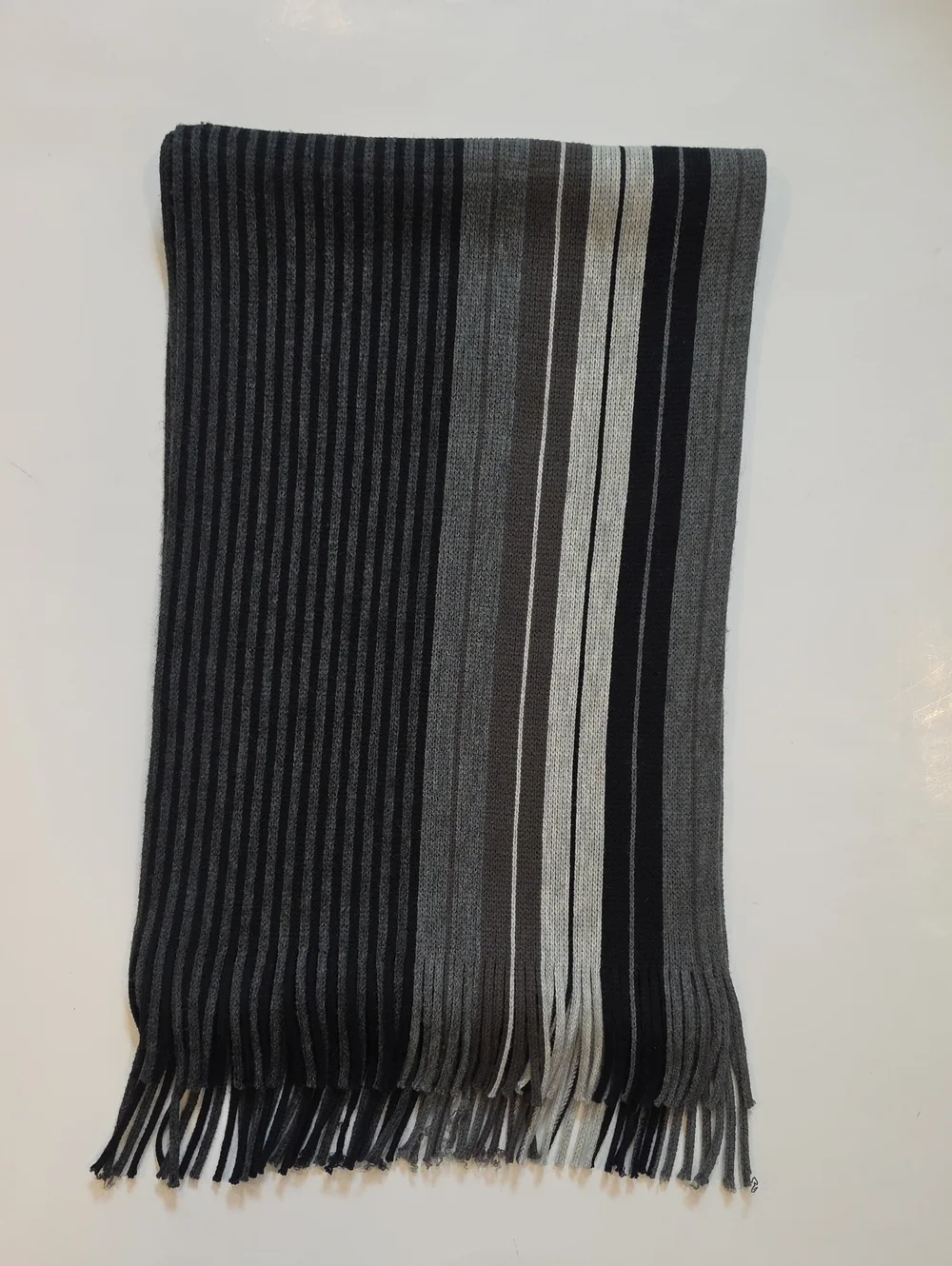 NWOT V. FRAAS Men's Striped Knit Scarf - Black, Gray, Cream
